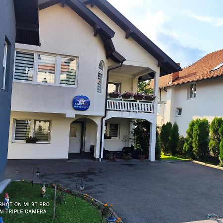 Apartments Airport Inn Dubrave Gornje المظهر الخارجي الصورة