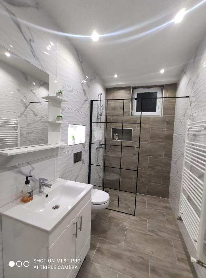 Apartments Airport Inn Dubrave Gornje المظهر الخارجي الصورة