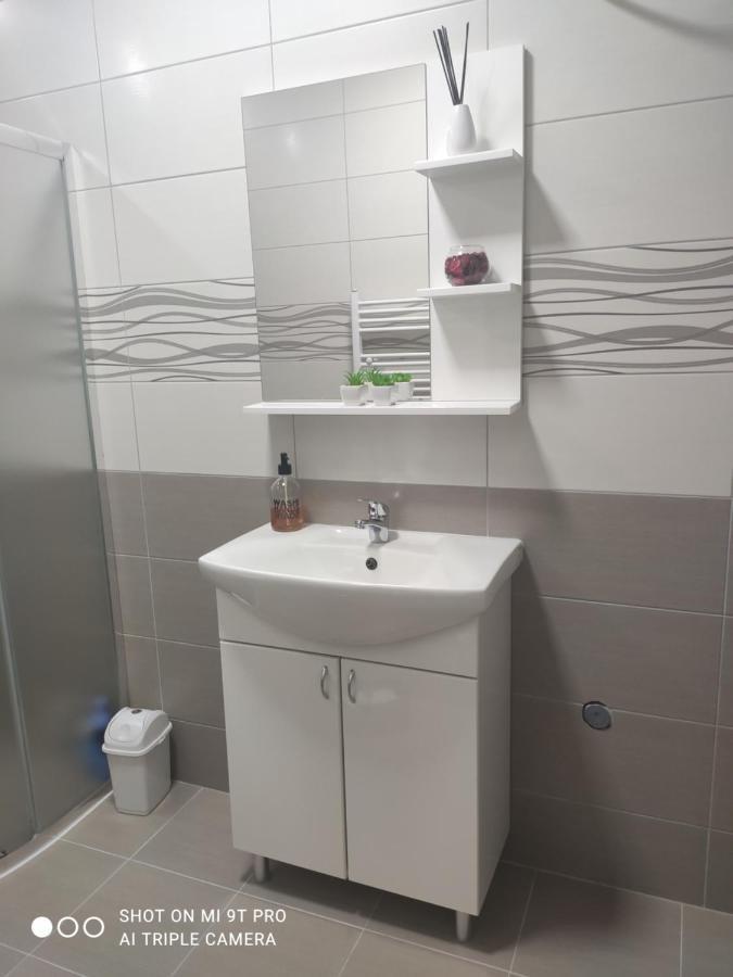 Apartments Airport Inn Dubrave Gornje المظهر الخارجي الصورة